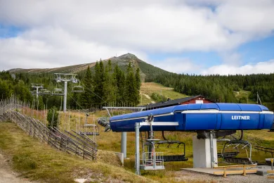 Ta liften upp för fjället