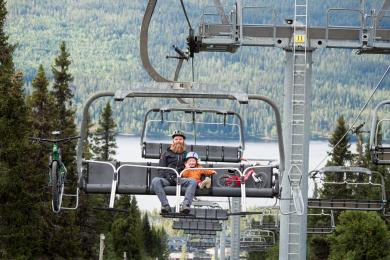 Ta liften upp till Lofsdalen Fjällpark MTB